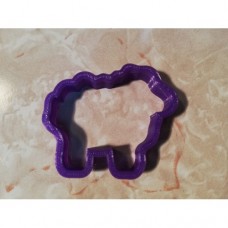 COOKIE CUTTER SHEEP PLASTIC