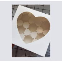 BOX CUPCAKE WHITE HEART WINDOW 6'S