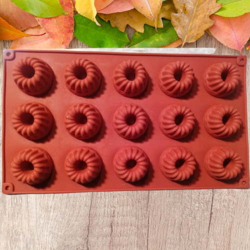 SILICONE MOULD ROUND SWIRLY 15'S SILICONE MOULD ROUND SWIRLY 15'S